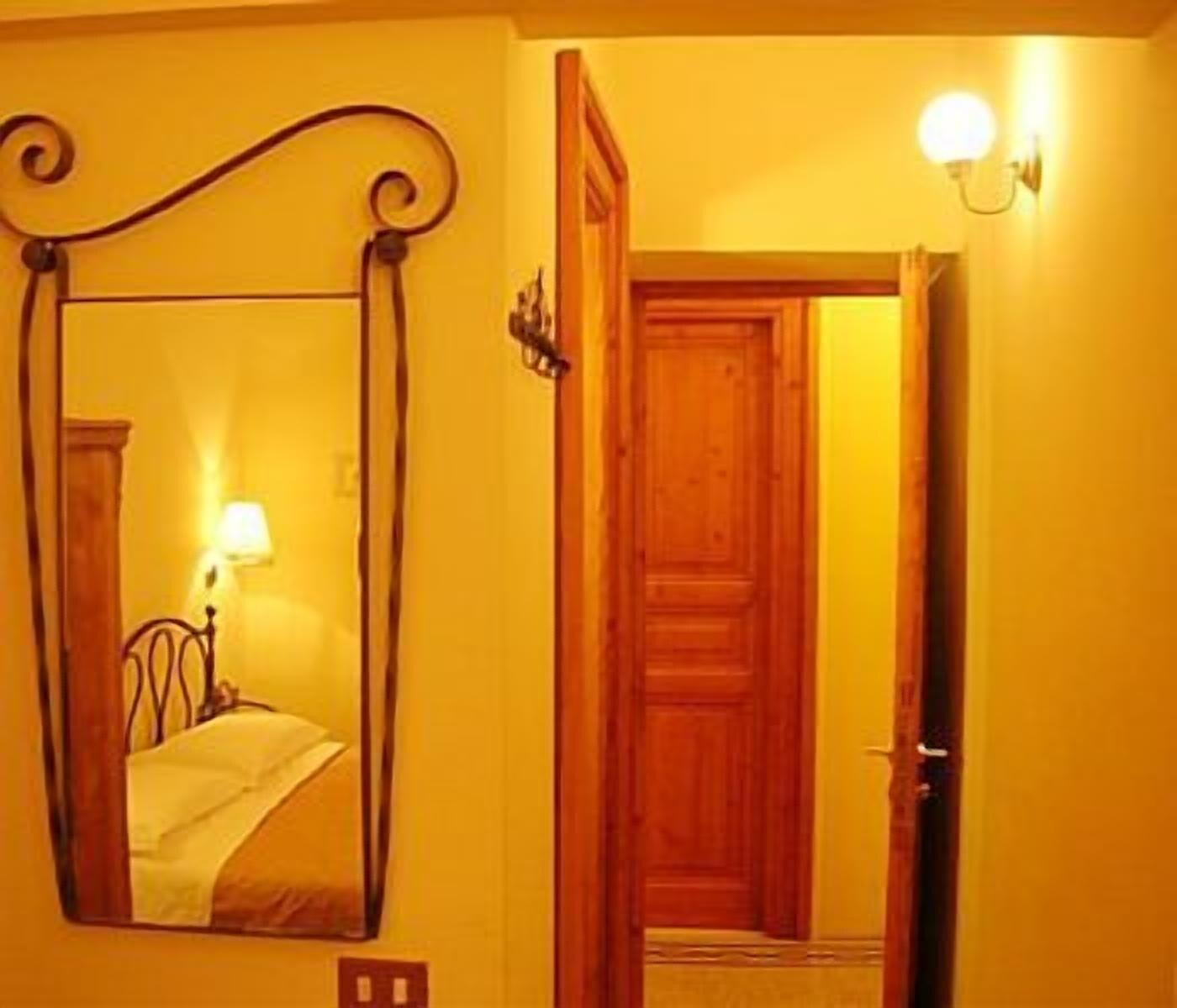 Marta Guest House Rome Bagian luar foto